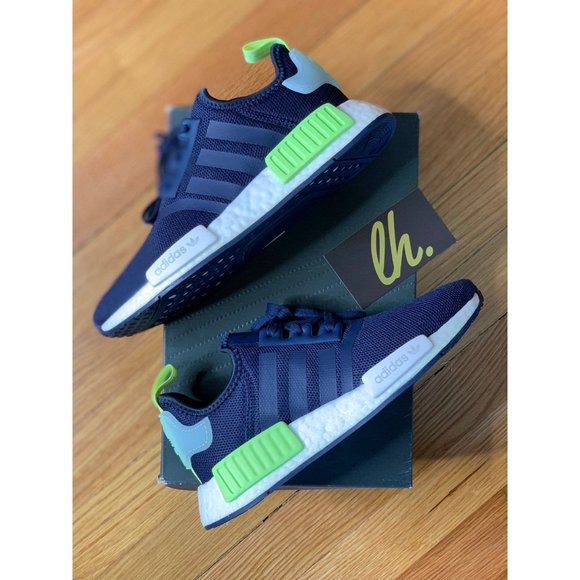 Size 4.5 Adidas NMD R1 "Collegiate Navy Ice Mint" - Picture 5 of 5
